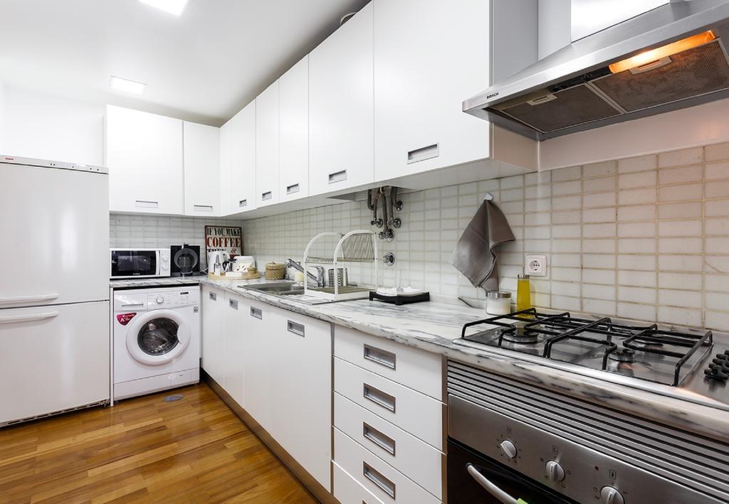 Misha's Place At Bairro Alto! Apartament Lizbona